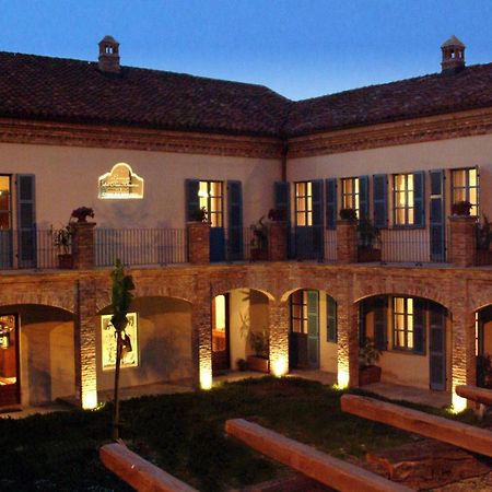 Locanda Dell' Orso Bevitore Verduno Eksteriør bilde