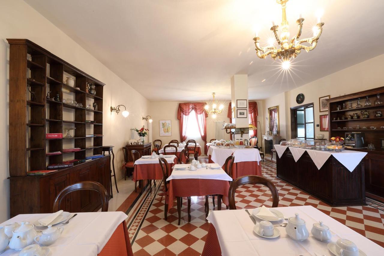 Locanda Dell' Orso Bevitore Verduno Eksteriør bilde
